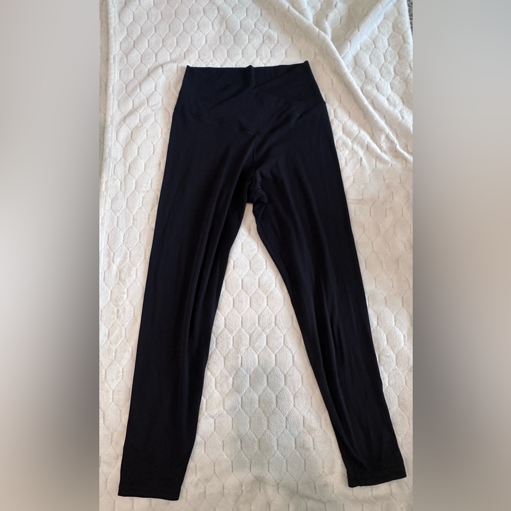 aerie Offline Real Me Crossover Black Athleisure High-Waist Leggings 7/8